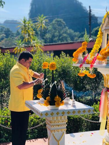 ไหว้ศาลพระภูมิ ปี62 190405 0031