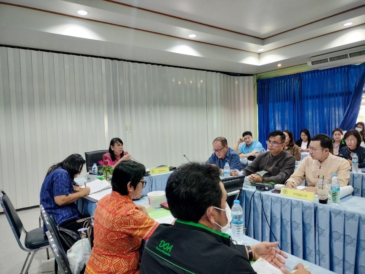 ร่วมประชุมพิจารณารับรองแหล่งผลิตพืช ครั้งที่ 212 โดยมี ดร.อารดา มาสริ ผู้อำนวยการสำนักวิจัยและพัฒนาการเกษตรเขตที่ 5