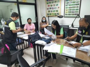 ตรวจติดตามโรงงานผลิตสินค้าพืช