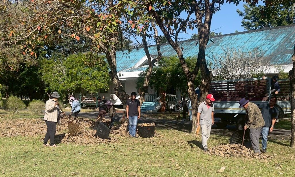 กิจกรรมจิตอาสาพัฒนาศูนย์ฯ เนื่องในวันคล้ายวันพระบรมราชสมภพ พระบาทสมเด็จพระบรมชนกาธิเบศร มหาภูมิพลอดุลยเดชมหาราช บรมนาถบพิตร วันชาติ และวันพ่อแห่งชาติ 5 ธันวาคม 2568