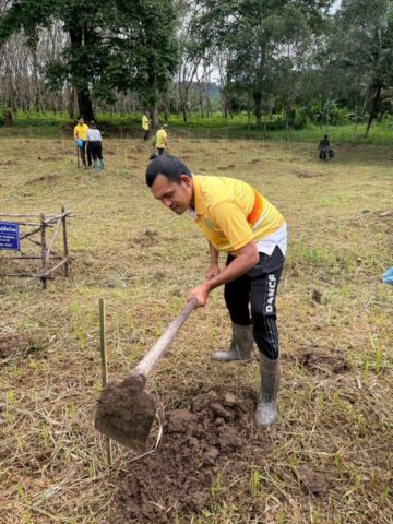 LINE_ALBUM_วันรักต้นไม้_251027_35