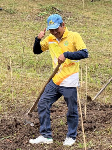 LINE_ALBUM_วันรักต้นไม้_251027_38