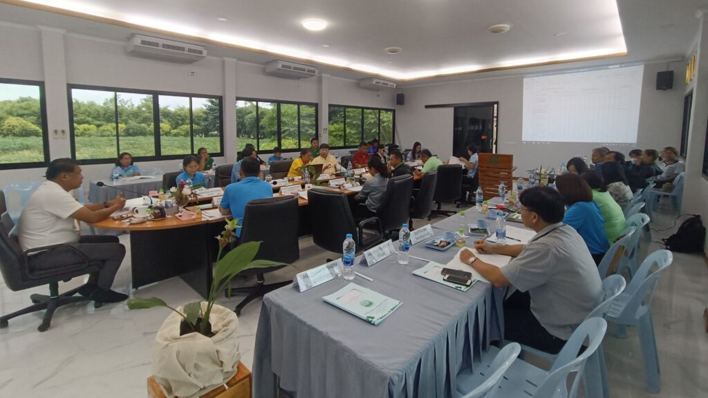 ผู้แทนศูนย์วิจัยเกษตรวิศวกรรมจันทบุรี เข้าร่วมประชุมคณะอนุกรรมการและคณะทำงานโครงการพิเศษในพื้นที่ภาคตะวันออก