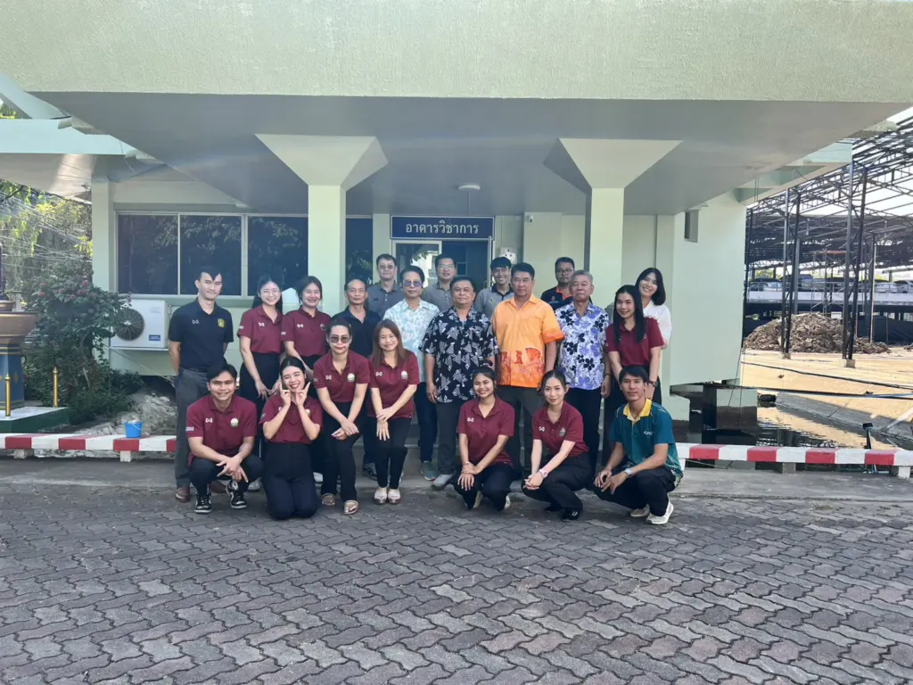 สถาบันวิจัยเกษตรวิศวกรรม จัดกิจกรรมสรงน้ำพระและรดน้ำขอพรผู้บริหาร เนื่องในเทศกาลสงกรานต์ ประจำปี 2569