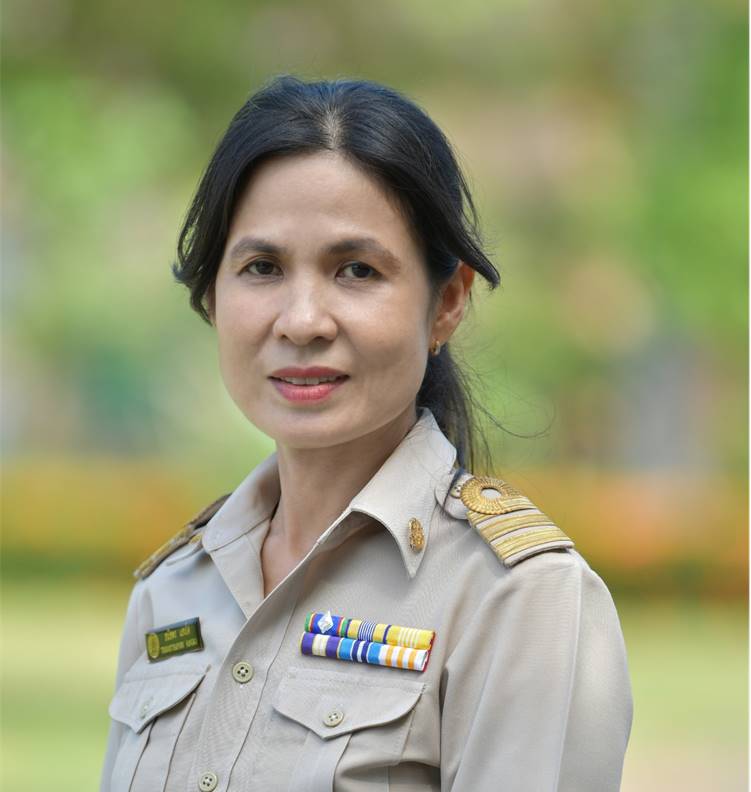 นางสาวธนัชพร แสงโค