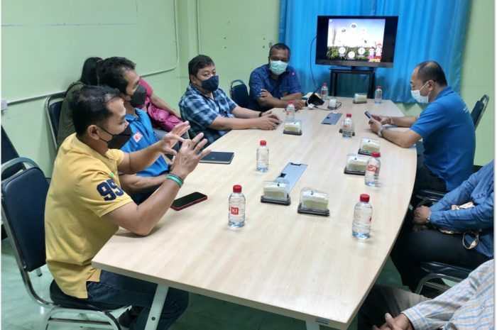ประชุมสรุปผลการดำเนินโครงการแปลงเรียนรู้เกษตรอัจฉริยะ : อ้อยโรงงาน ร่วมกับเจ้าหน้าที่ บริษัทอุตสาหกรรมโคราช จำกัด