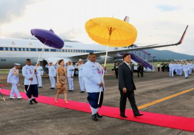 ดร.อรทัย วงค์เมธา ผู้อำนวยการศูนย์วิจัยเกษตรหลวงเชียงใหม่ มอบหมายให้ นายสุพัฒธณกิจ  โพธิ์สว่าง ผู้อำนวยการกลุ่มวิจัย เข้าร่วมรับ – ส่งเสด็จฯ พระบาทสมเด็จพระเจ้าอยู่หัว และสมเด็จพระนางเจ้าฯ พระบรมราชินี ณ ท่าอากาศยานทหาร กองบิน 41 อำเภอเมือง จังหวัดเชียงใหม่