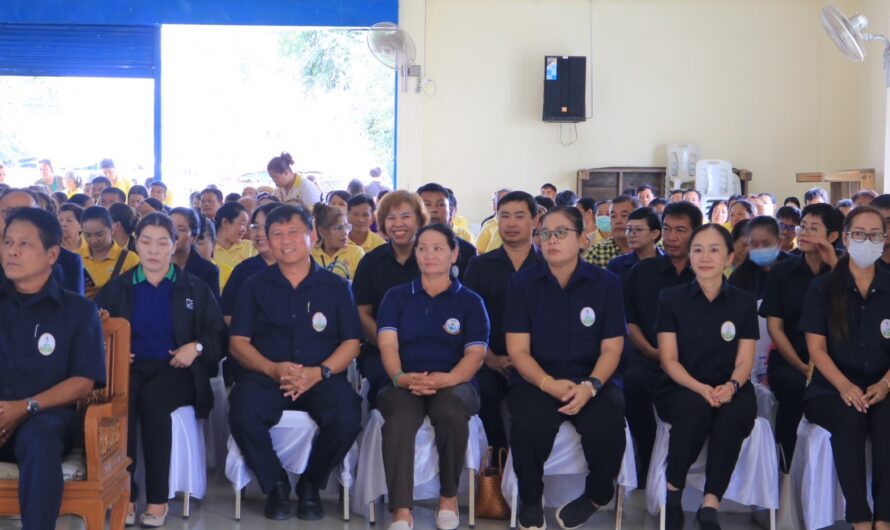 ร่วมงานคลินิกเกษตรเคลื่อนที่ในพระราชานุเคราะห์ฯ