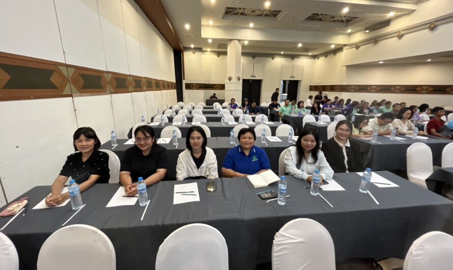 เข้าร่วมการถ่ายทอดองค์ความรู้ “นวัตกรรมการผลิต และปลูกเลี้ยงไม้ดอกไม้ประดับ”