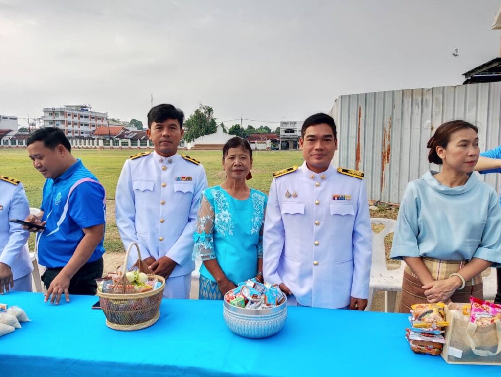 ร่วมพิธีเจริญพระพุทธมนต์ ทำบุญตักบาตรถวายพระราชกุศล และพิธีถวายพระพรชัยมงคล เนื่องในวันคล้ายวันประสูติสมเด็จพระเจ้าลูกยาเธอ เจ้าฟ้าทีปังกรรัศมีโชติ มหาวชิโรตตมางกูร สิริวิบูลยราชกุมาร