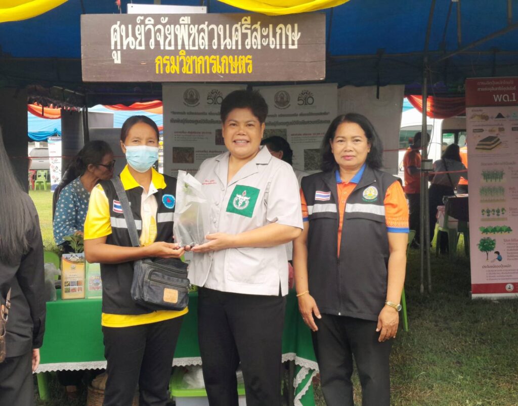 ร่วมกิจกรรมโครงการจังหวัดเคลื่อนที่ “หน่วยบำบัดทุกข์ บำรุงสุข สร้างรอยยิ้มให้ประชาชน” จังหวัดศรีสะเกษ ประจำปีงบประมาณ พ.ศ. 2568 และหน่วยแพทย์อาสาสมเด็จพระศรีนครินทราบรมราชชนนี ประจำเดือนมิถุนายน 2568
