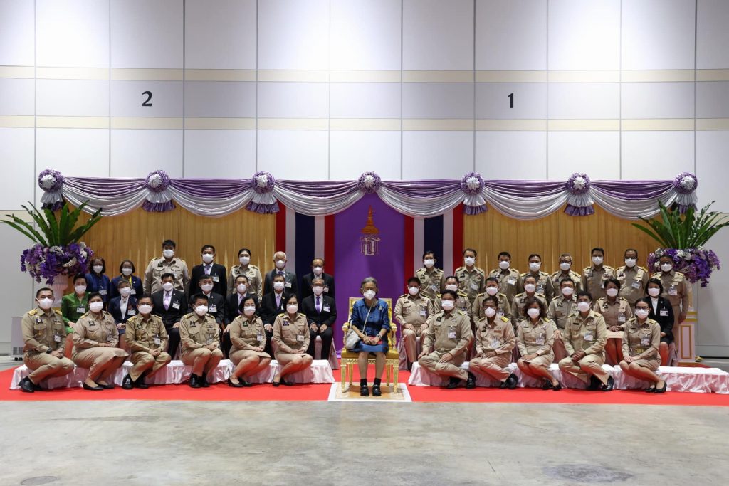 สมเด็จพระกนิษฐาธิราชเจ้า กรมสมเด็จพระเทพรัตนราชสุดาฯ สยามบรมราชกุมารี เสด็จพระราชดำเนินทรงเปิดการประชุมวิชาการและจัดแสดงผลงานวิจัย และนวัตกรรมด้านการเกษตร “เปลี่ยนวิถีเกษตรไทยด้วยงานวิจัยและนวัตกรรม”และพระราชทานถ้วยรางวัลการประกวดสุดยอดกาแฟไทย ประจำปี 2566