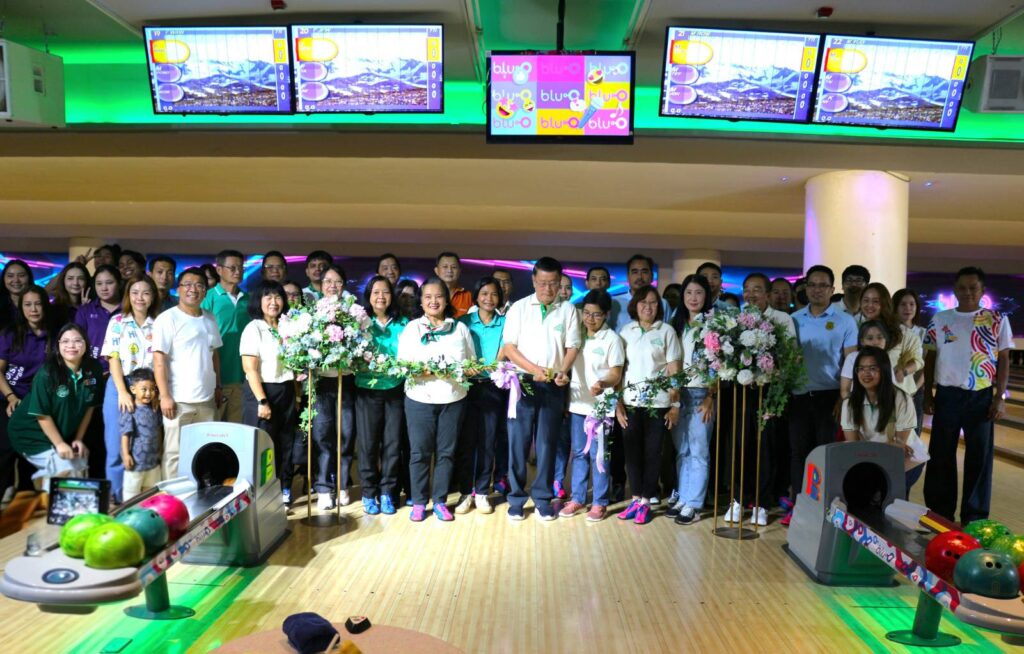 ผู้อำนวยการสถาบันวิจัยพืชวน ร่วมพิธีเปิดการแข่งขันโบว์ลิ่งการกุศล สมาคมพืชสวนแห่งประเทศไทย