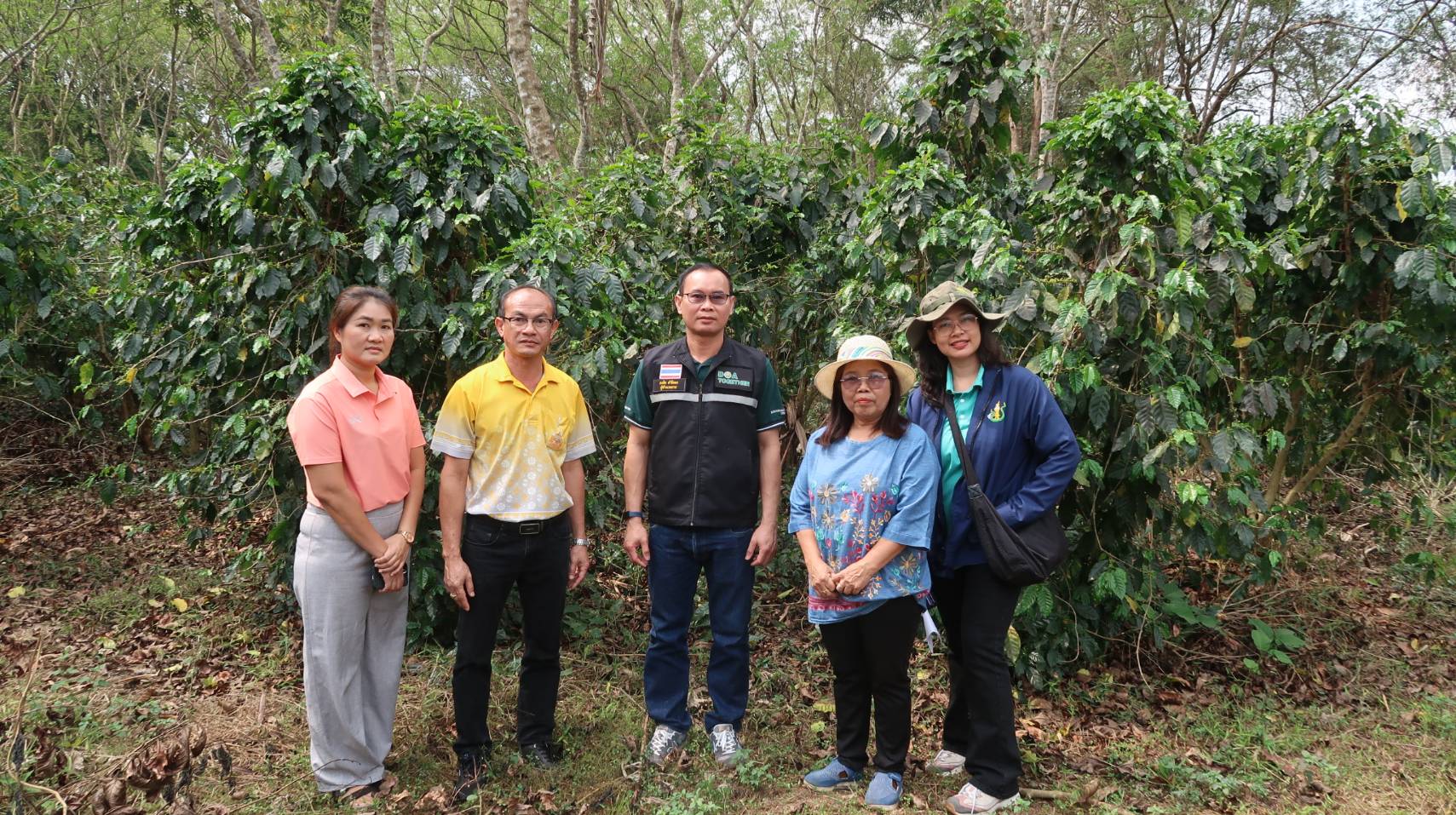 สวพ.2 ลงพื้นที่ติดตามงานวิจัยและพัฒนาการเกษตร ณ ศูนย์วิจัยและพัฒนาการเกษตรตาก และสถานีทดลองพืชสวนพบพระ