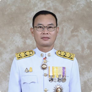 นายธงชัย คำโคตร