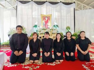 ร่วมพิธีถวายน้ำสรงพระบรมศพ สมเด็จพระนางเจ้าสิริกิติ์ พระบรมราชินีนาถ พระบรมราชชนนีพันปีหลวง