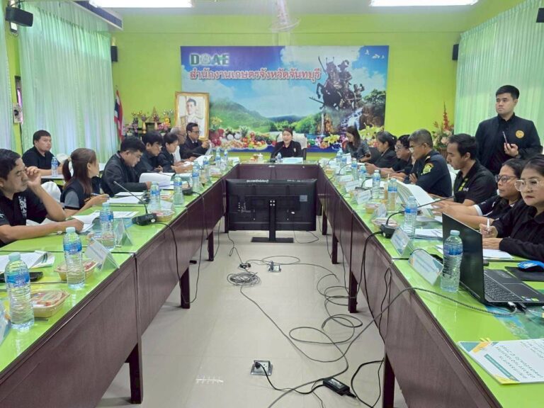 LINE_ALBUM_44. กคบ.(25.6.69) ประชุมอาสาสมัครเกษตร_260626_1