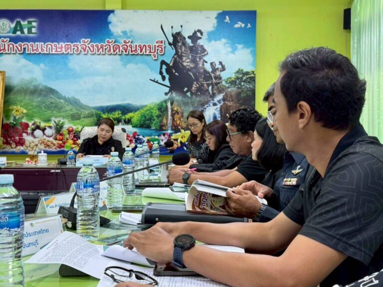 LINE_ALBUM_44. กคบ.(25.6.69) ประชุมอาสาสมัครเกษตร_260626_7