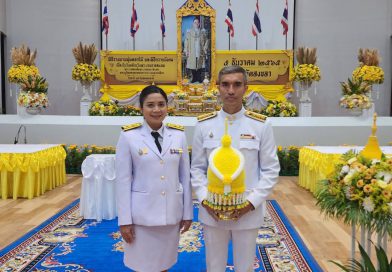 สวพ. 8 ร่วมพิธีวางพานพุ่มดอกไม้ และพิธีถวายบังคมในวันชาติ และวันพ่อแห่งชาติ