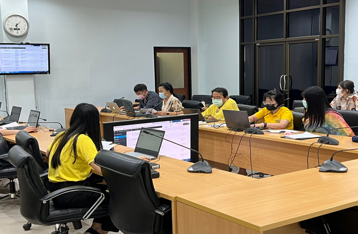 ประชุมคณะกรรมการพัฒนาเว็บไซต์ ของกองแผนงานและวิชาการ
