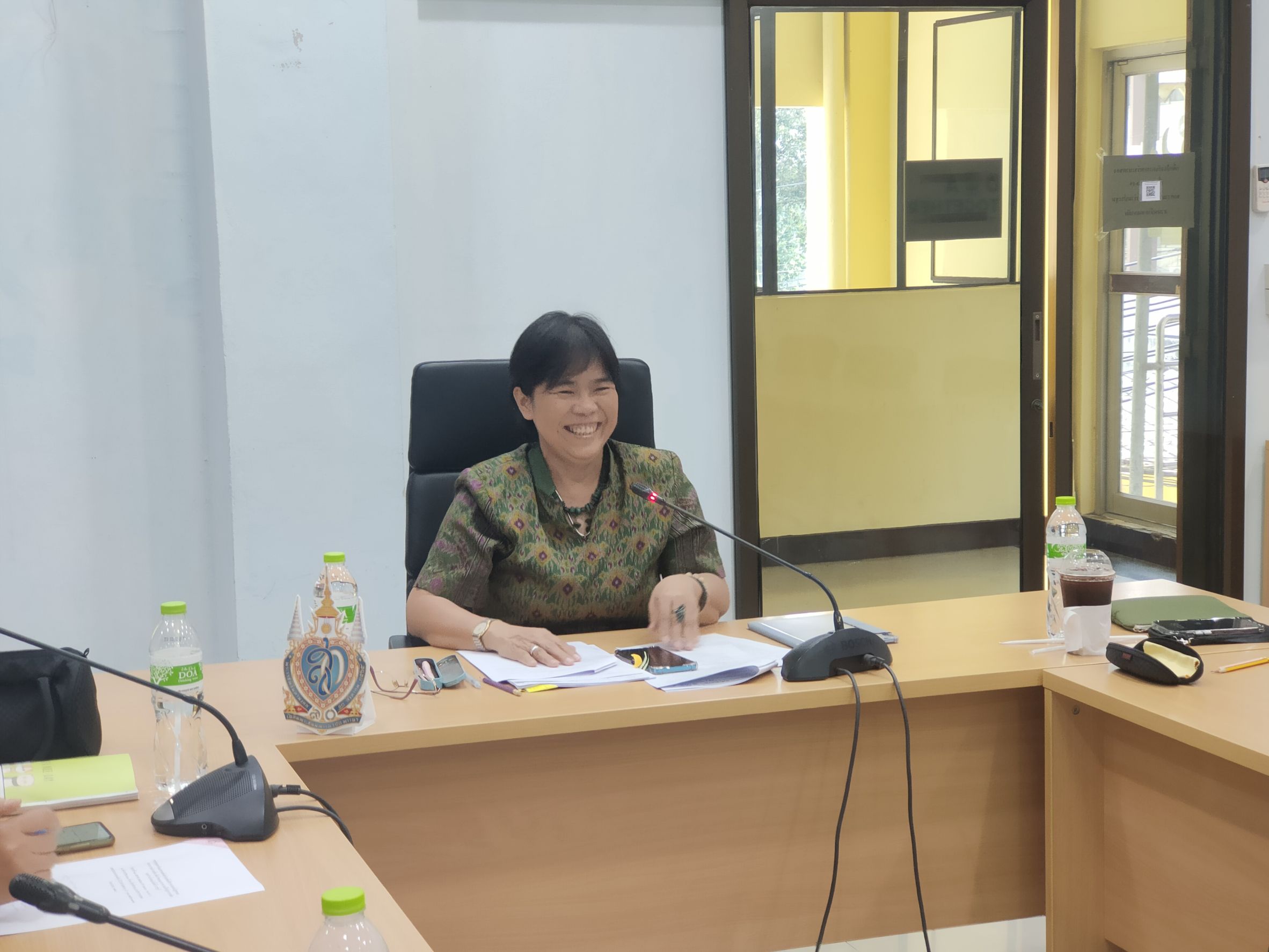 การประชุมหารือแนวทางเพื่อนัดวันลงพื้นที่สำรวจประเด็นปัญหาและสถานการณ์การผลิต เพื่อกำหนดแนวทางการแก้ไขปัญหาการผลิตมะพร้าวน้ำหอมในพื้นที่ จ.ราชบุรี