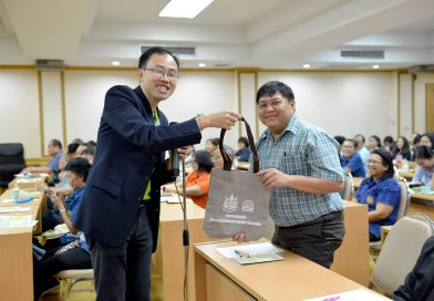 การลดและคัดแยกขยะมูลฝอยภายในอาคารกรมวิชาการเกษตร