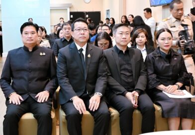 2569-08-17 เตรียมงานน้อมรำลึกพระพันปีหลวง (20)