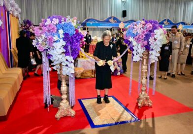 2569-08-29 ภูษา ธัญญา ราชินี – พารากอน (4)