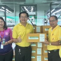 ศวม.ขอนแก่น ร่วมกับ ไปรษณีย์จังหวัดขอนแก่น ขนย้ายต้นกล้าสับปะรดเพาะเลี้ยงเนื้อเยื่อ ไปยัง ศวพ.เพชรบุรี