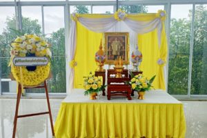 กิจกรรมวางพวงมาลา และถวายบังคม เพื่อน้อมรำลึกในพระมหากรุณาธิคุณ เนื่องในโอกาสวันคล้ายวันสวรรคตพระบาทสมเด็จพระบรมชนกาธิเบศร มหาภูมิพลอดุลยเดชมหาราช บรมนาถบพิตร