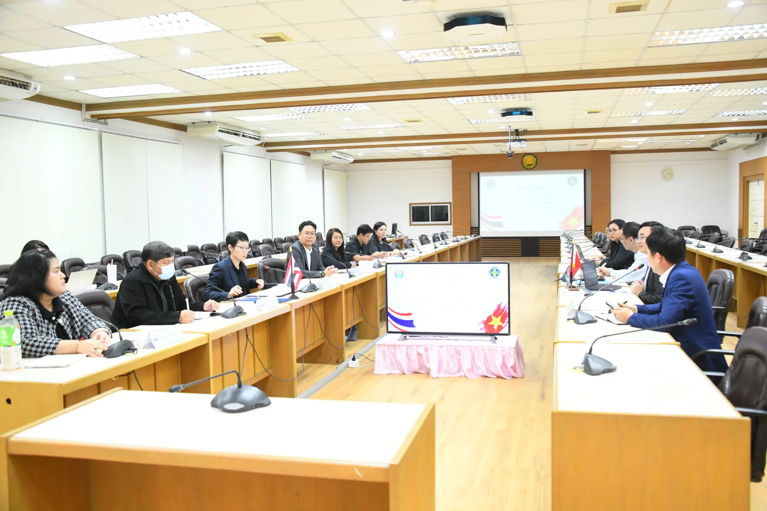กรมวิชาการเกษตรจัดการประชุมทวิภาคีระหว่างกรมวิชาการเกษตรกับ Plant Production and Protection Department สาธารณรัฐสังคมนิยมเวียดนาม
